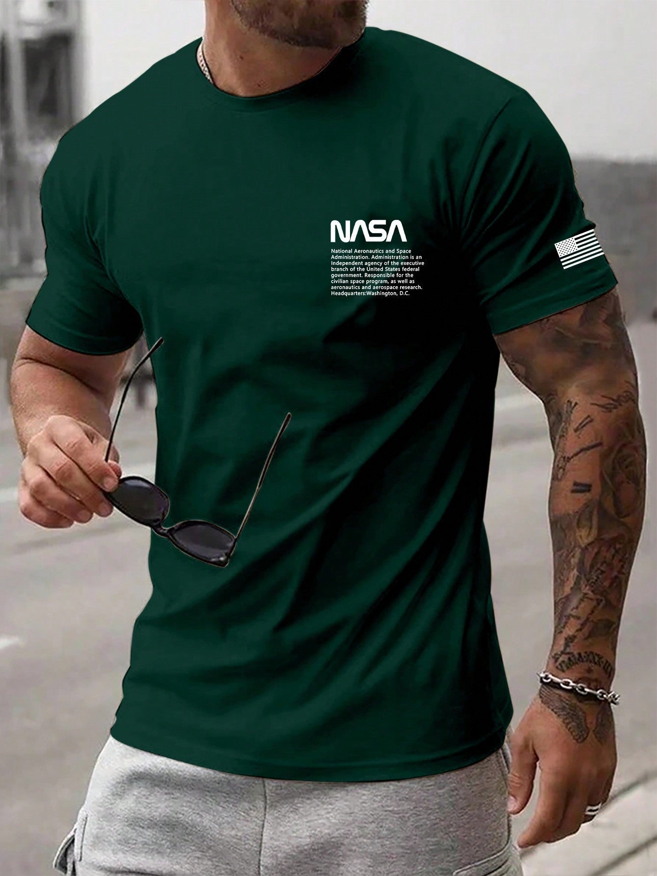 Men's Casual Short Sleeve Slogan T-shirt, Round Neck, Regular Fit, Polyester