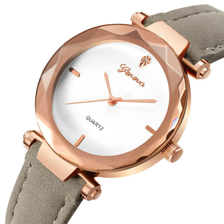 Leather Strap Simple Dial Design Metal Case Women Watch Ladies Dress Quarta Watch