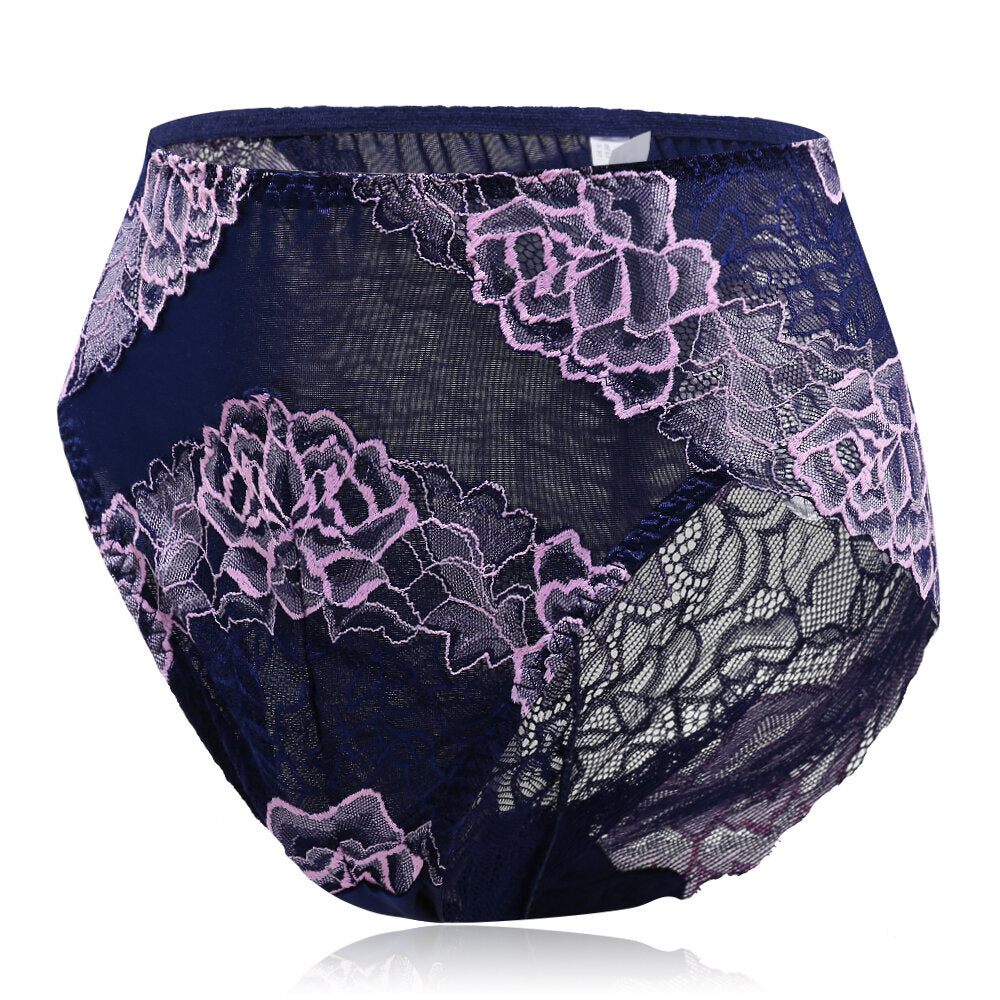 Plus Size Luxury Lace Floral Breathable Briefs