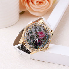 Fashion Bohemia Style Women Watch Leather Strap Retro Rose Pattern Quartz Watch