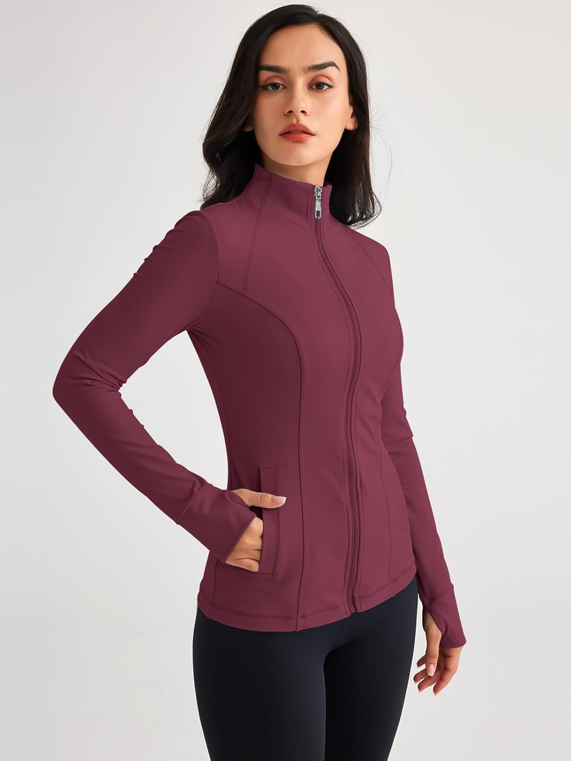 Women’s Full Zip Athletic Jacket – Breathable Lightweight Zip-Up Hoodie with Stand-Up Collar, Thumb Holes, and Zipper Pockets for Exercise and Outdoor Activities