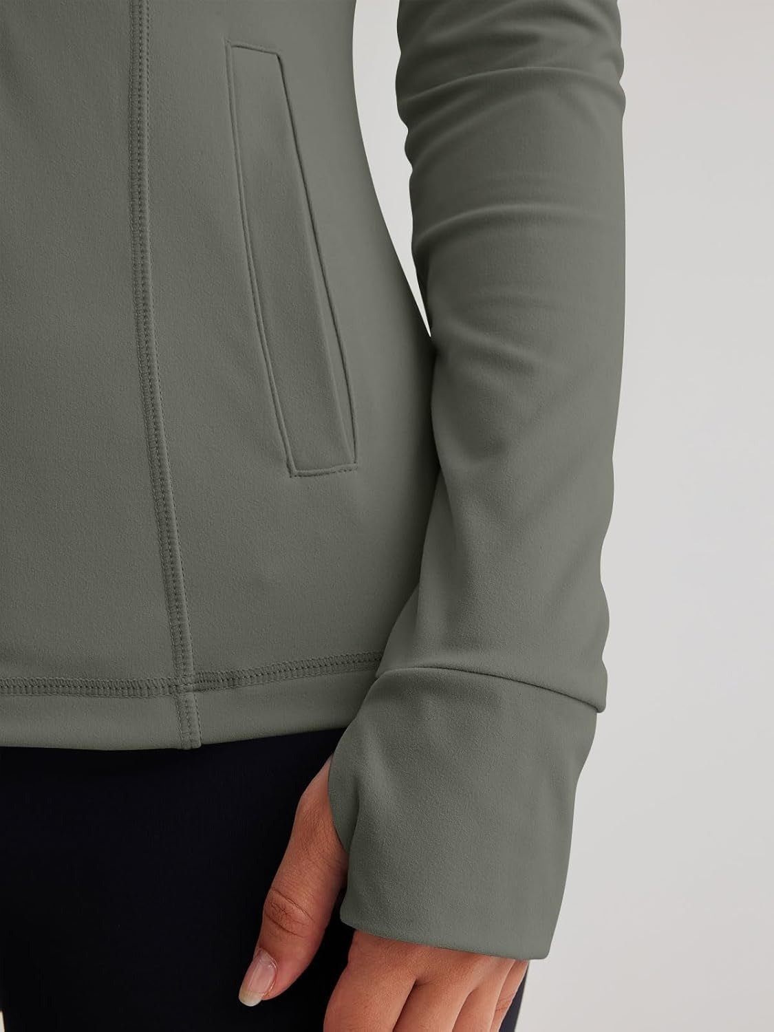 Women’s Full Zip Athletic Jacket – Breathable Lightweight Zip-Up Hoodie with Stand-Up Collar, Thumb Holes, and Zipper Pockets for Exercise and Outdoor Activities