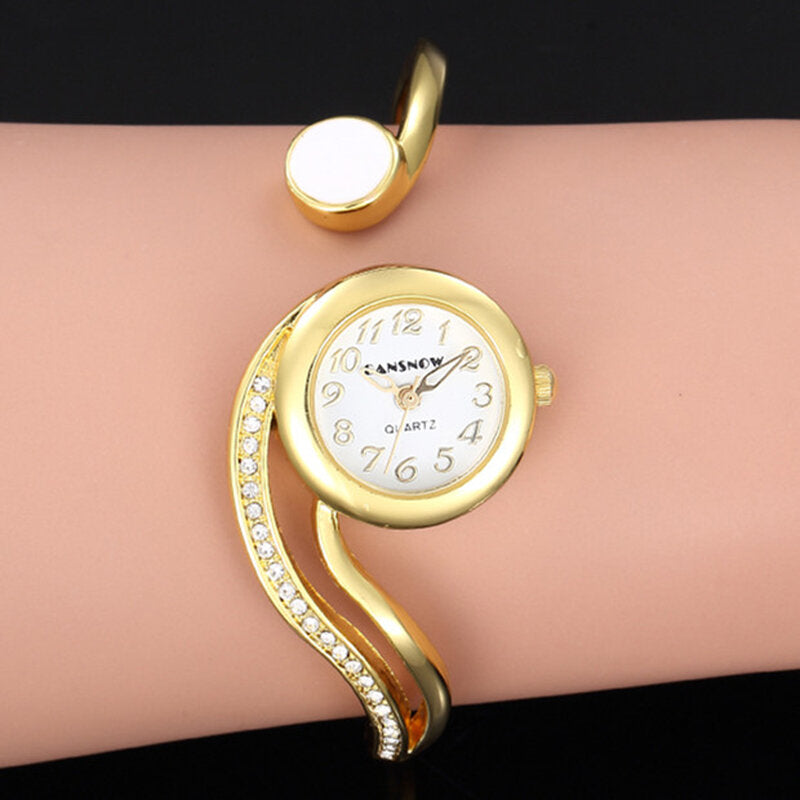 Casual Style Irregular Ladies Bracelet Watch Crystal Quartz Watches