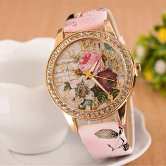 Fashion Bohemia Style Women Watch Leather Strap Retro Rose Pattern Quartz Watch