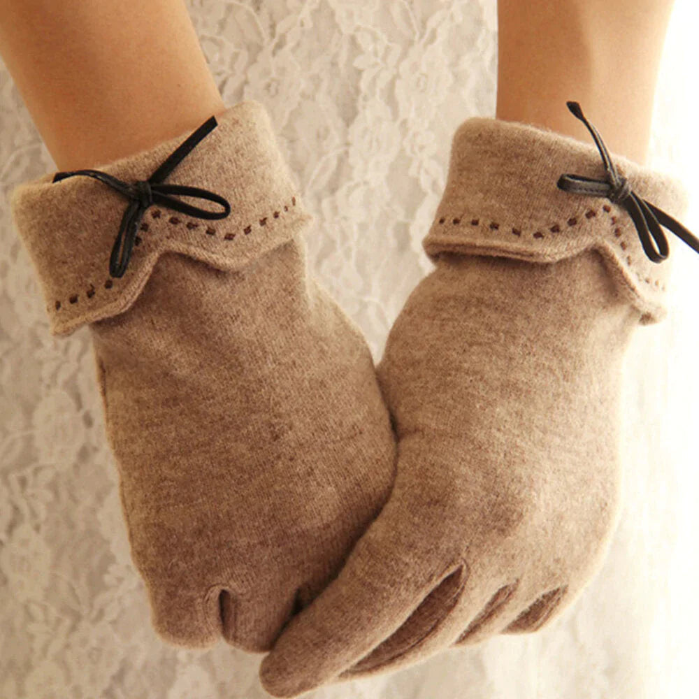 Women's Wool Touchscreen Gloves with Embroidery & Bowknot - Warm & Fashionable