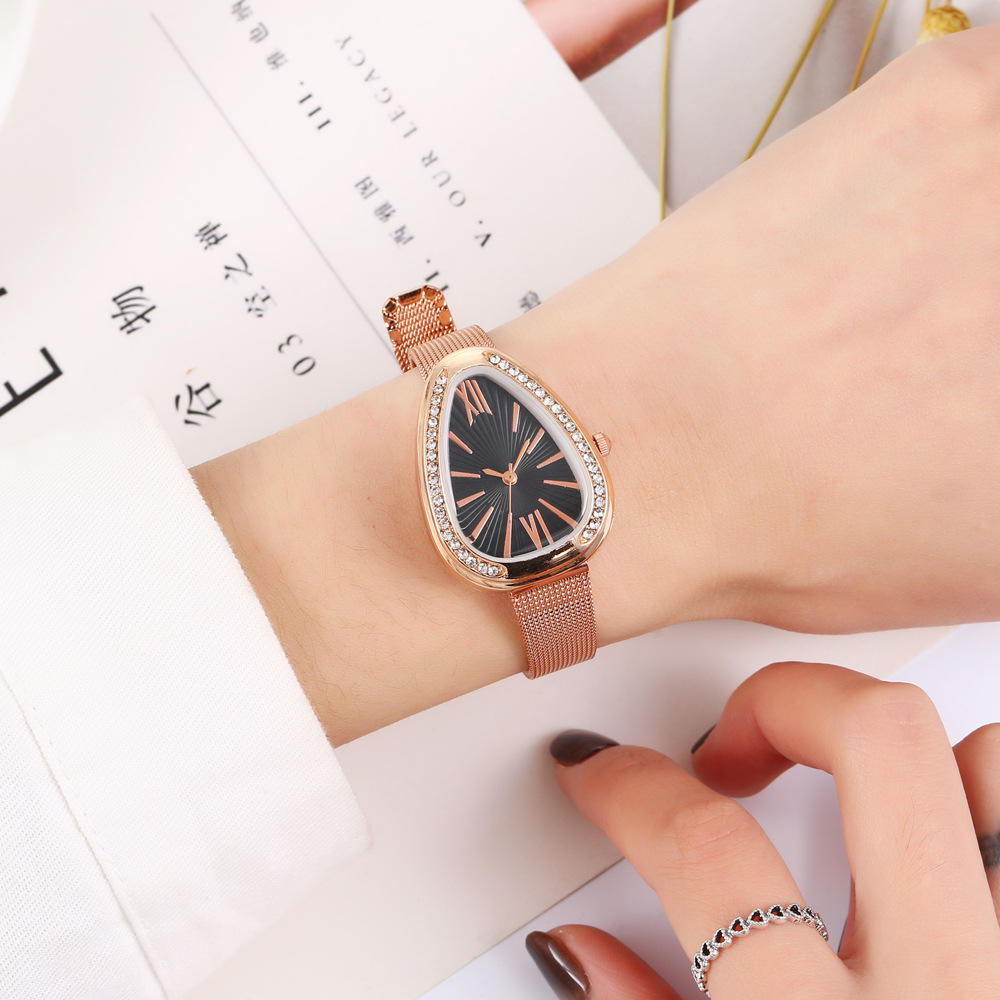 Crystal Case Triangle Dial Simple Design Full Stell Mesh Belt Women Quartz Watch